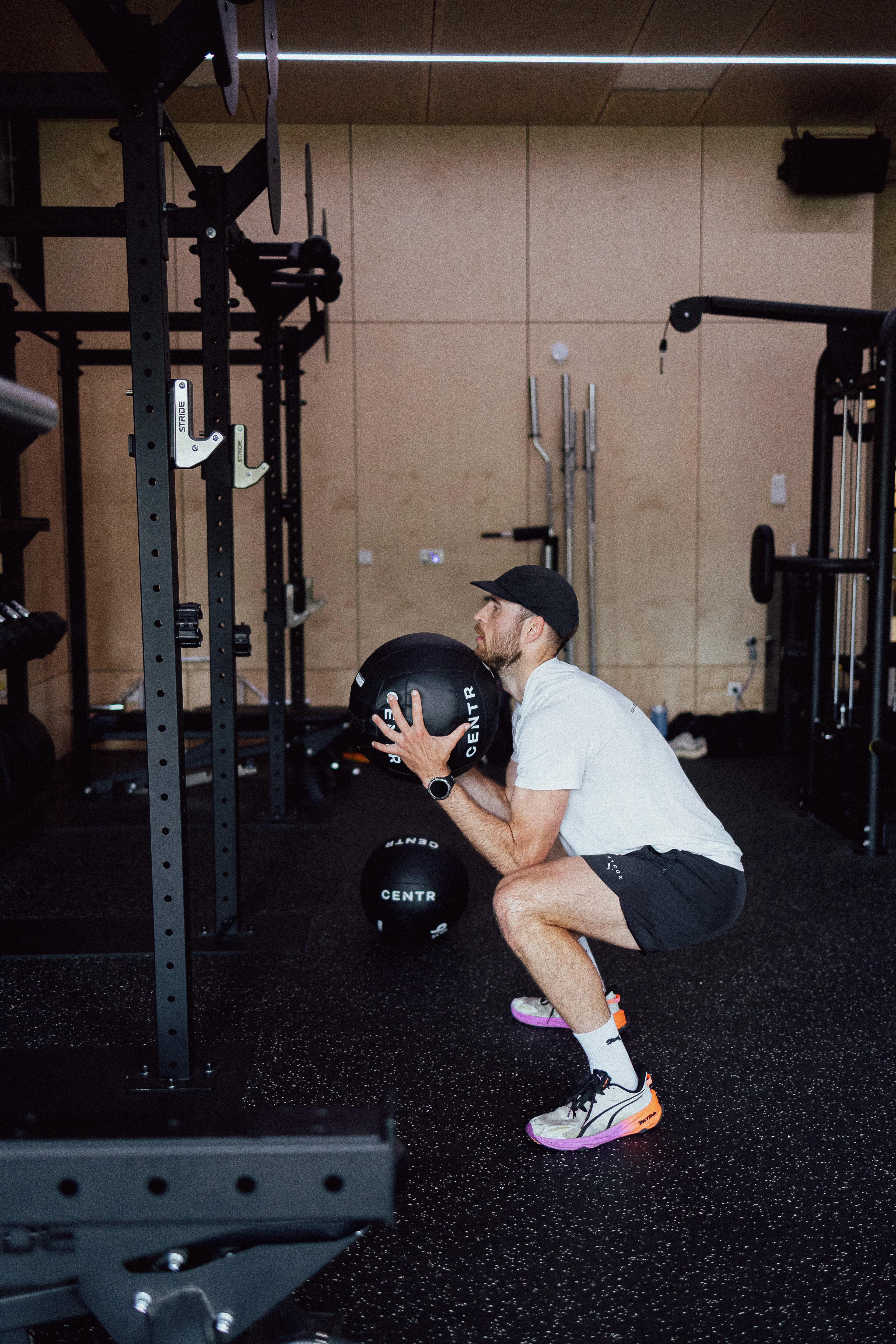 HYROX gym BOX26 in Gilze met bootcamp, open gym en personal training